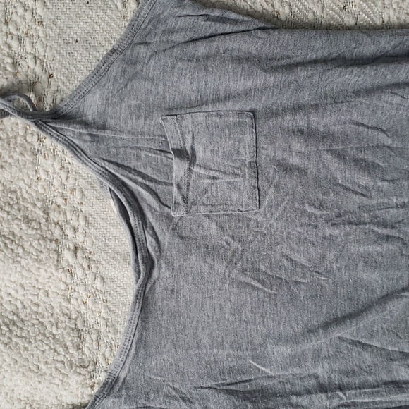Grey Tank - Picture 2 of 5